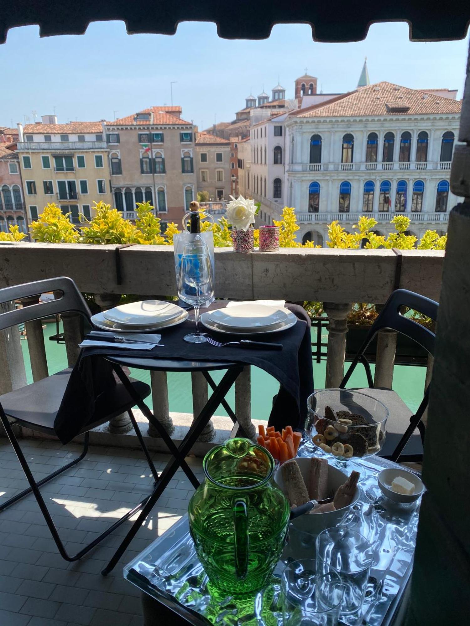 Apartment Rialto Terrace On The Grand Canal Venedig